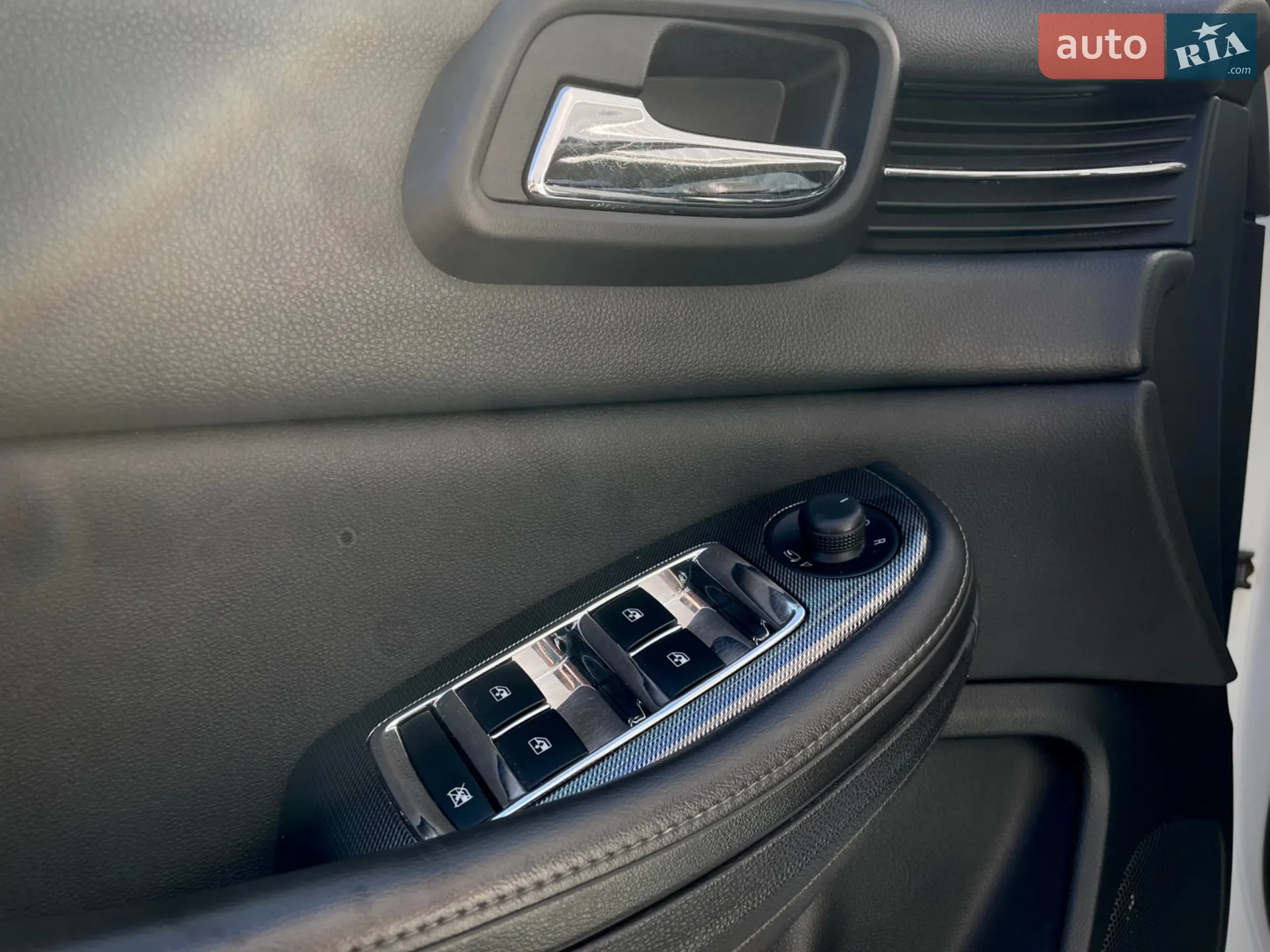 2013 Chevrolet Malibu - мініатюра 21