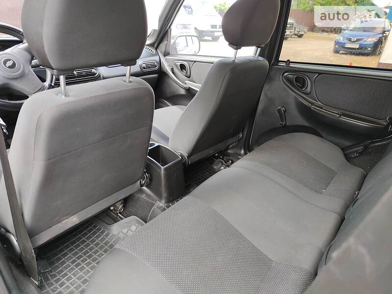 Позашляховик / Кросовер Chevrolet Niva 2012 в Кривому Розі фото 14 Позашляховик / Кросовер Chevrolet Niva 2012 в Кривому Розі