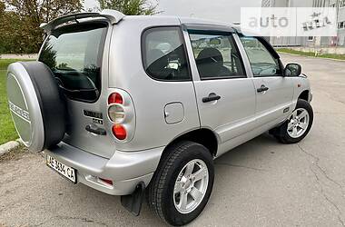 Внедорожник / Кроссовер Chevrolet Niva 2007 в Днепре