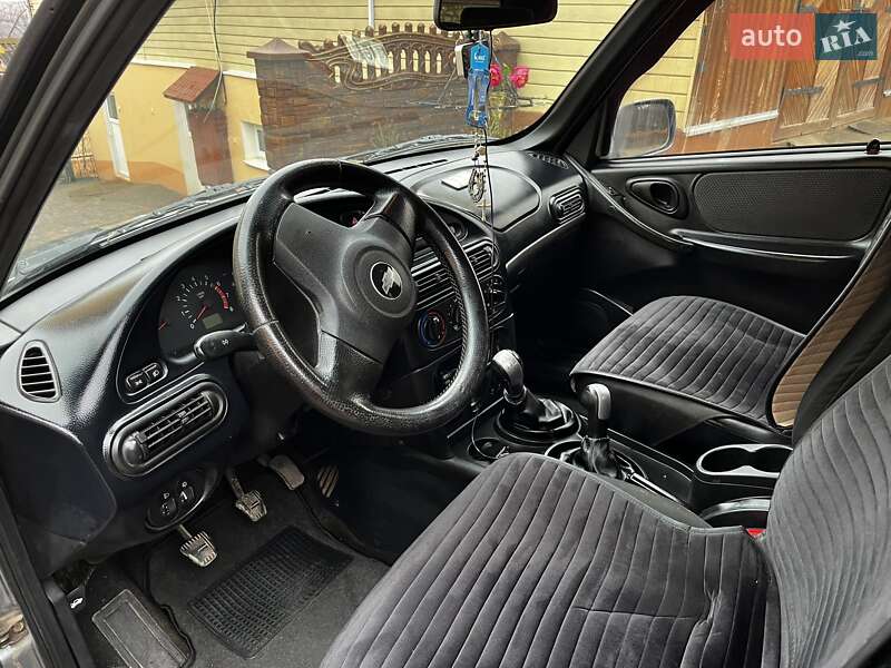 Позашляховик / Кросовер Chevrolet Niva 2010 в Збаражі фото 18 Позашляховик / Кросовер Chevrolet Niva 2010 в Збаражі