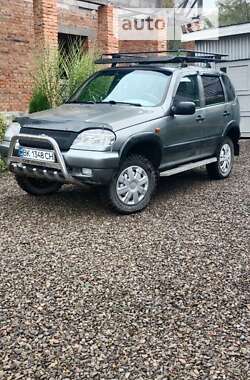 Внедорожник / Кроссовер Chevrolet Niva 2005 в Тячеве