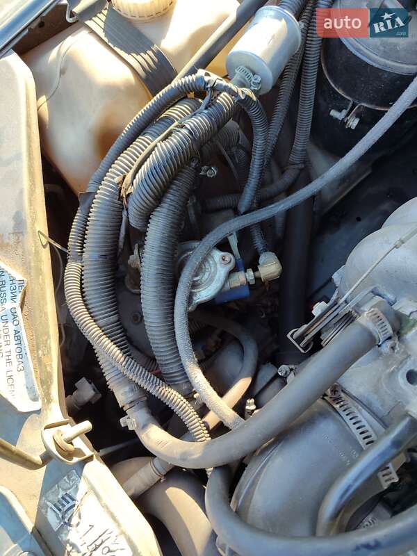 Внедорожник / Кроссовер Chevrolet Niva 2004 в Запорожье