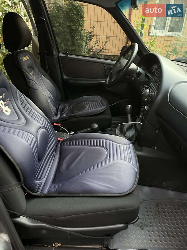 Позашляховик / Кросовер Chevrolet Niva 2006 в Хмельницькому