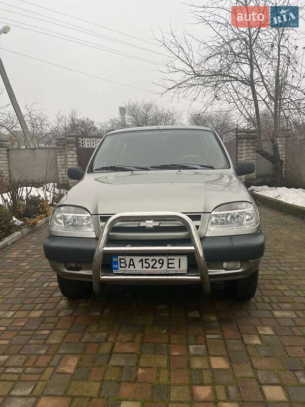 Внедорожник / Кроссовер Chevrolet Niva 2007 в Новомиргороде