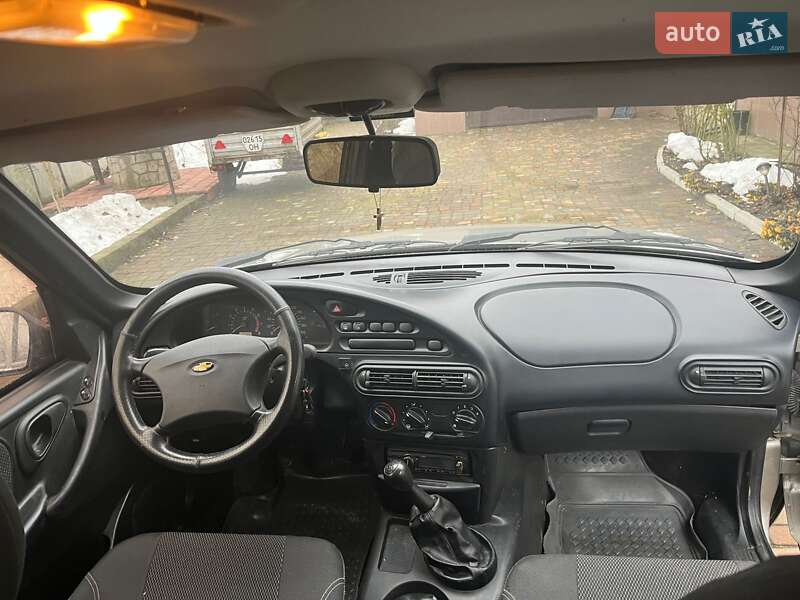 Внедорожник / Кроссовер Chevrolet Niva 2007 в Новомиргороде