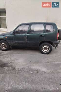 Позашляховик / Кросовер Chevrolet Niva 2005 в Броварах