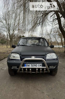 Позашляховик / Кросовер Chevrolet Niva 2005 в Рівному