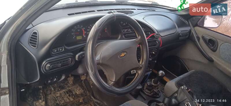 Позашляховик / Кросовер Chevrolet Niva 2005 в Дунаївцях