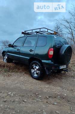 Внедорожник / Кроссовер Chevrolet Niva 2004 в Болехове