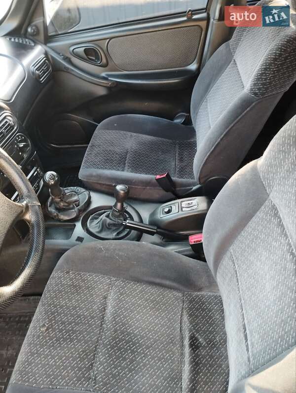 Позашляховик / Кросовер Chevrolet Niva 2007 в Харкові