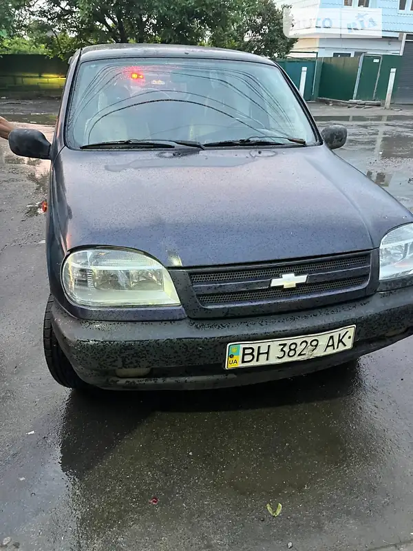 Chevrolet Niva 2005