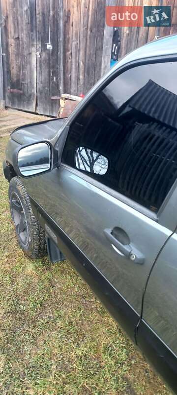 Позашляховик / Кросовер Chevrolet Niva 2004 в Коломиї