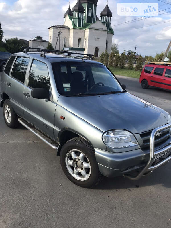 Позашляховик / Кросовер Chevrolet Niva 2006 в Боярці