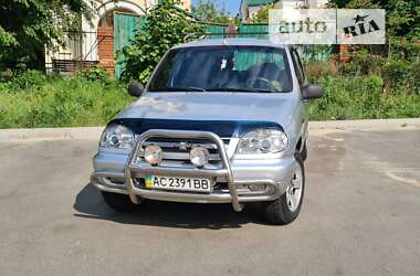 Внедорожник / Кроссовер Chevrolet Niva 2007 в Киеве