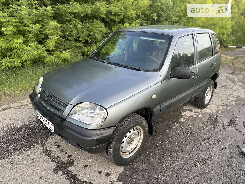 Внедорожник / Кроссовер Chevrolet Niva 2008 в Тернополе фото 3 Внедорожник / Кроссовер Chevrolet Niva 2008 в Тернополе