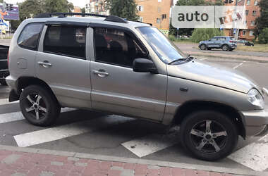 Позашляховик / Кросовер Chevrolet Niva 2008 в Прилуках