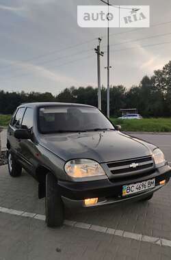 Позашляховик / Кросовер Chevrolet Niva 2005 в Львові