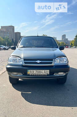 Внедорожник / Кроссовер Chevrolet Niva 2006 в Харькове