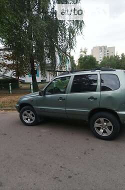 Позашляховик / Кросовер Chevrolet Niva 2007 в Луцьку