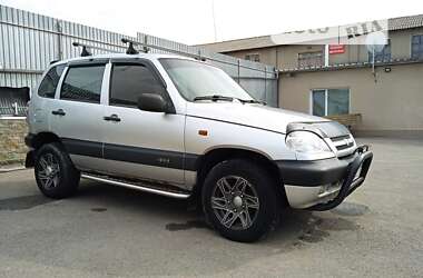 Позашляховик / Кросовер Chevrolet Niva 2008 в Віньківцях