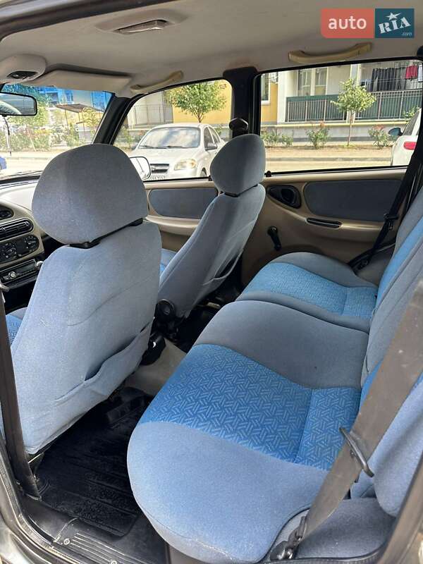Позашляховик / Кросовер Chevrolet Niva 2005 в Одесі