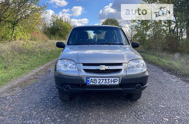 Позашляховик / Кросовер Chevrolet Niva 2014 в Чернівцях