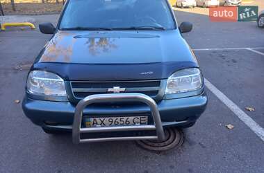 Внедорожник / Кроссовер Chevrolet Niva 2007 в Харькове