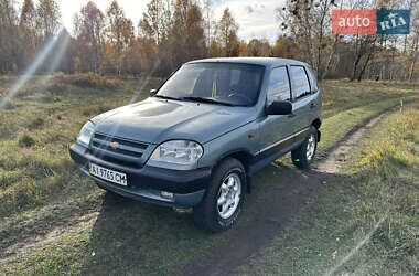 Позашляховик / Кросовер Chevrolet Niva 2005 в Києві