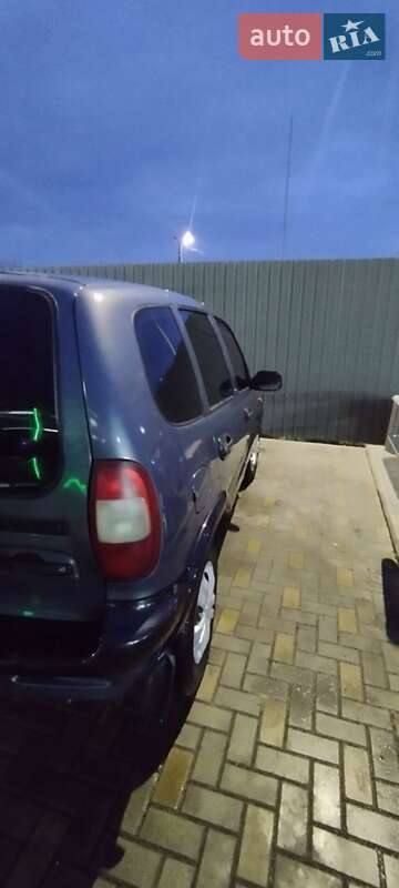 Внедорожник / Кроссовер Chevrolet Niva 2008 в Гайсине