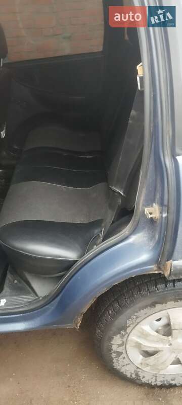 Внедорожник / Кроссовер Chevrolet Niva 2008 в Гайсине