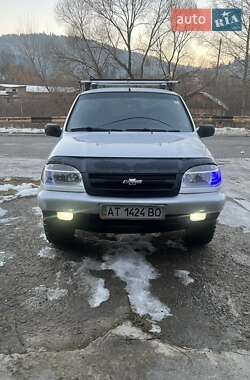 Позашляховик / Кросовер Chevrolet Niva 2004 в Путилі