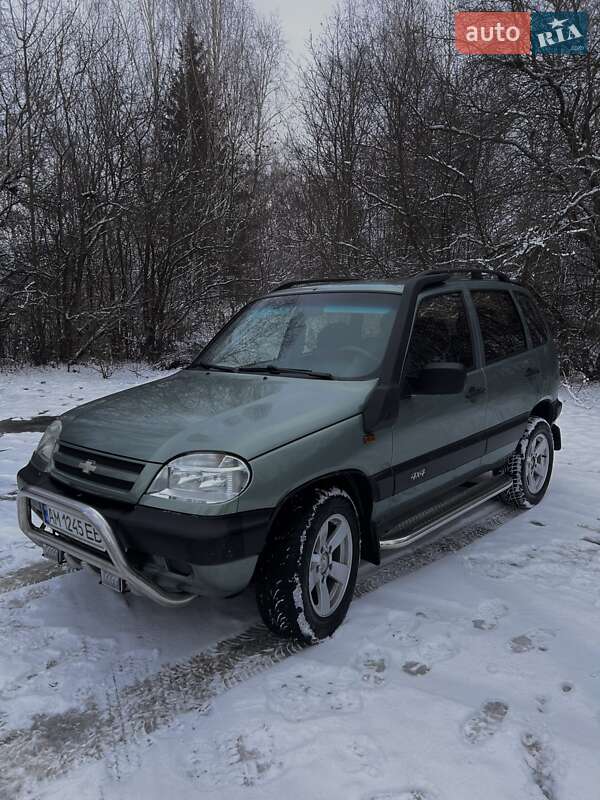 Chevrolet Niva 2008
