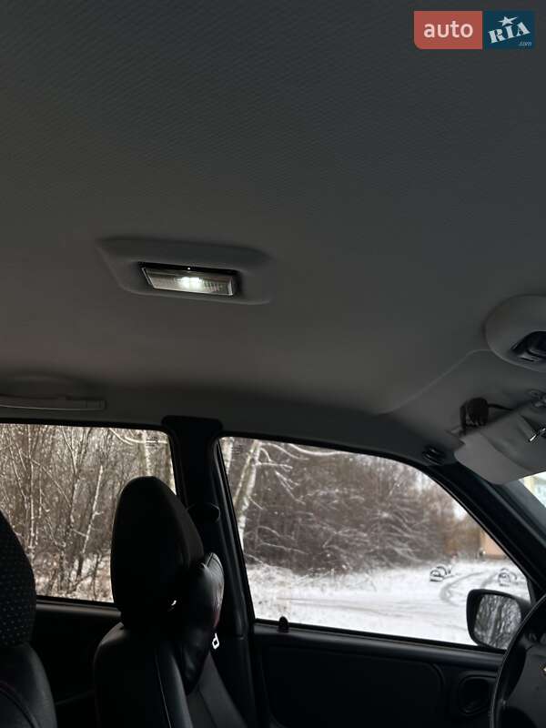 Внедорожник / Кроссовер Chevrolet Niva 2008 в Звягеле