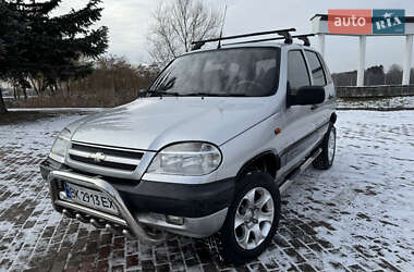 Позашляховик / Кросовер Chevrolet Niva 2007 в Млиніві