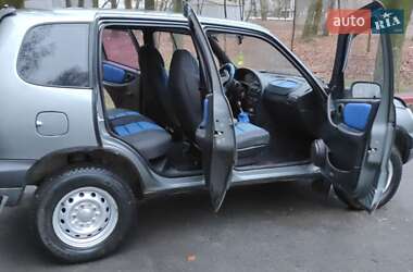 Внедорожник / Кроссовер Chevrolet Niva 2007 в Днепре