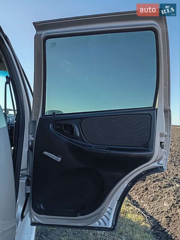 Позашляховик / Кросовер Chevrolet Niva 2008 в Вишнівці фото 10 Позашляховик / Кросовер Chevrolet Niva 2008 в Вишнівці