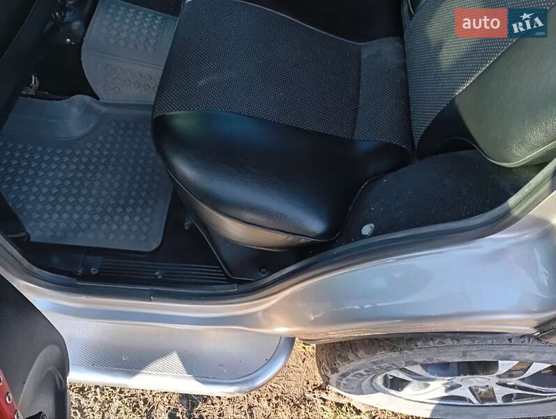 Позашляховик / Кросовер Chevrolet Niva 2008 в Вишнівці фото 15 Позашляховик / Кросовер Chevrolet Niva 2008 в Вишнівці