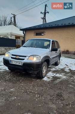 Позашляховик / Кросовер Chevrolet Niva 2011 в Тернополі