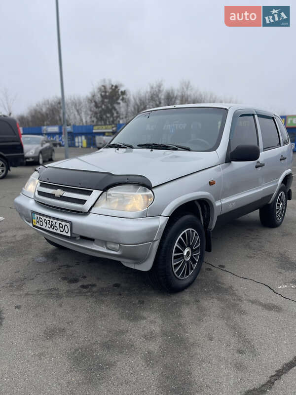 Внедорожник / Кроссовер Chevrolet Niva 2006 в Киеве