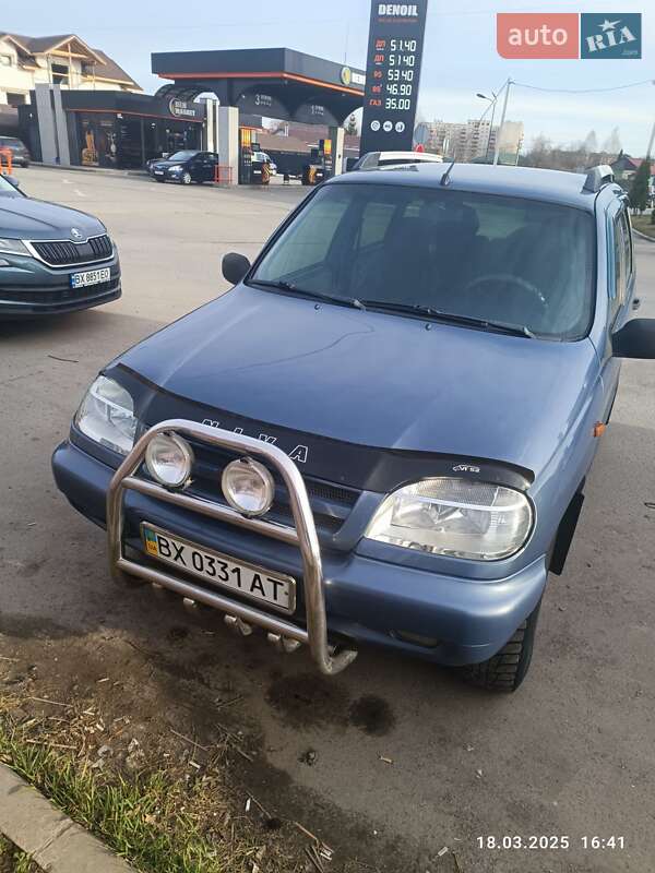 Внедорожник / Кроссовер Chevrolet Niva 2008 в Староконстантинове