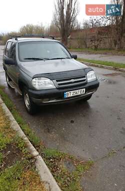 Позашляховик / Кросовер Chevrolet Niva 2004 в Підволочиську