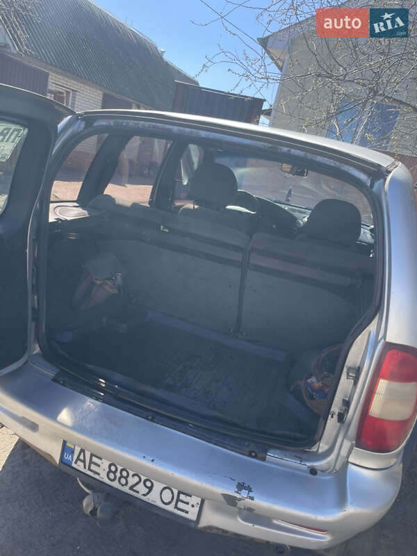 Позашляховик / Кросовер Chevrolet Niva 2004 в Кривому Розі