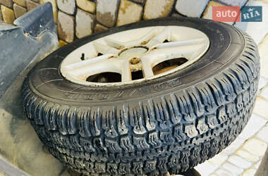 Внедорожник / Кроссовер Chevrolet Niva 2005 в 