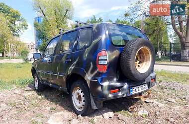 Внедорожник / Кроссовер Chevrolet Niva 2005 в 