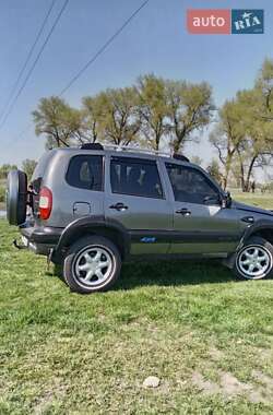 Внедорожник / Кроссовер Chevrolet Niva 2006 в Бахмаче