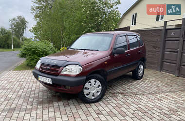 Позашляховик / Кросовер Chevrolet Niva 2004 в Харкові