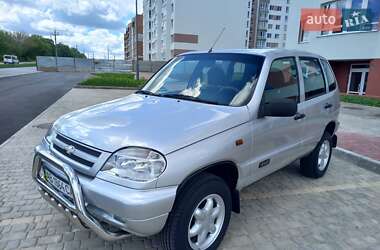 Внедорожник / Кроссовер Chevrolet Niva 2006 в Виннице