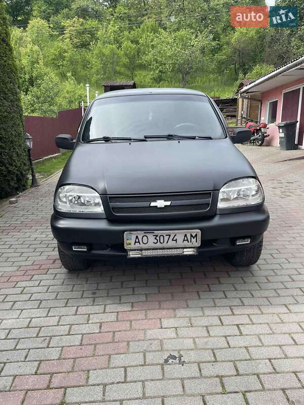 Chevrolet Niva 2008