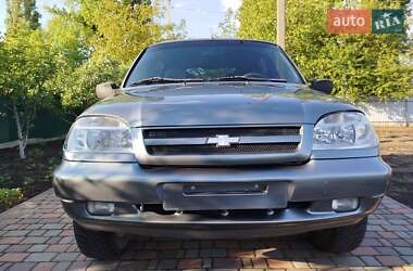 Внедорожник / Кроссовер Chevrolet Niva 2008 в 