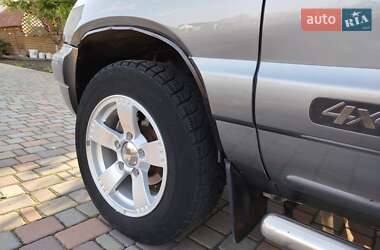 Внедорожник / Кроссовер Chevrolet Niva 2008 в 